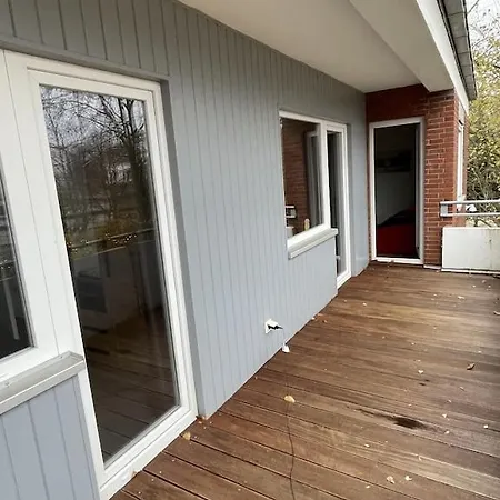 Bahnhofsnähe: Zentrale 3-zimmer Mit Balkon Wilhelmshaven