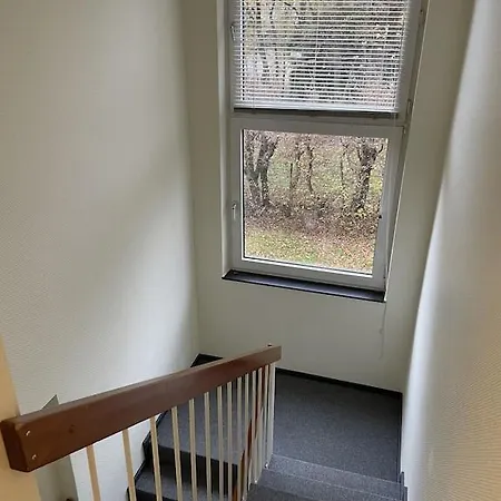 Apartment Bahnhofsnähe: Zentrale 3-zimmer Mit Balkon Wilhelmshaven